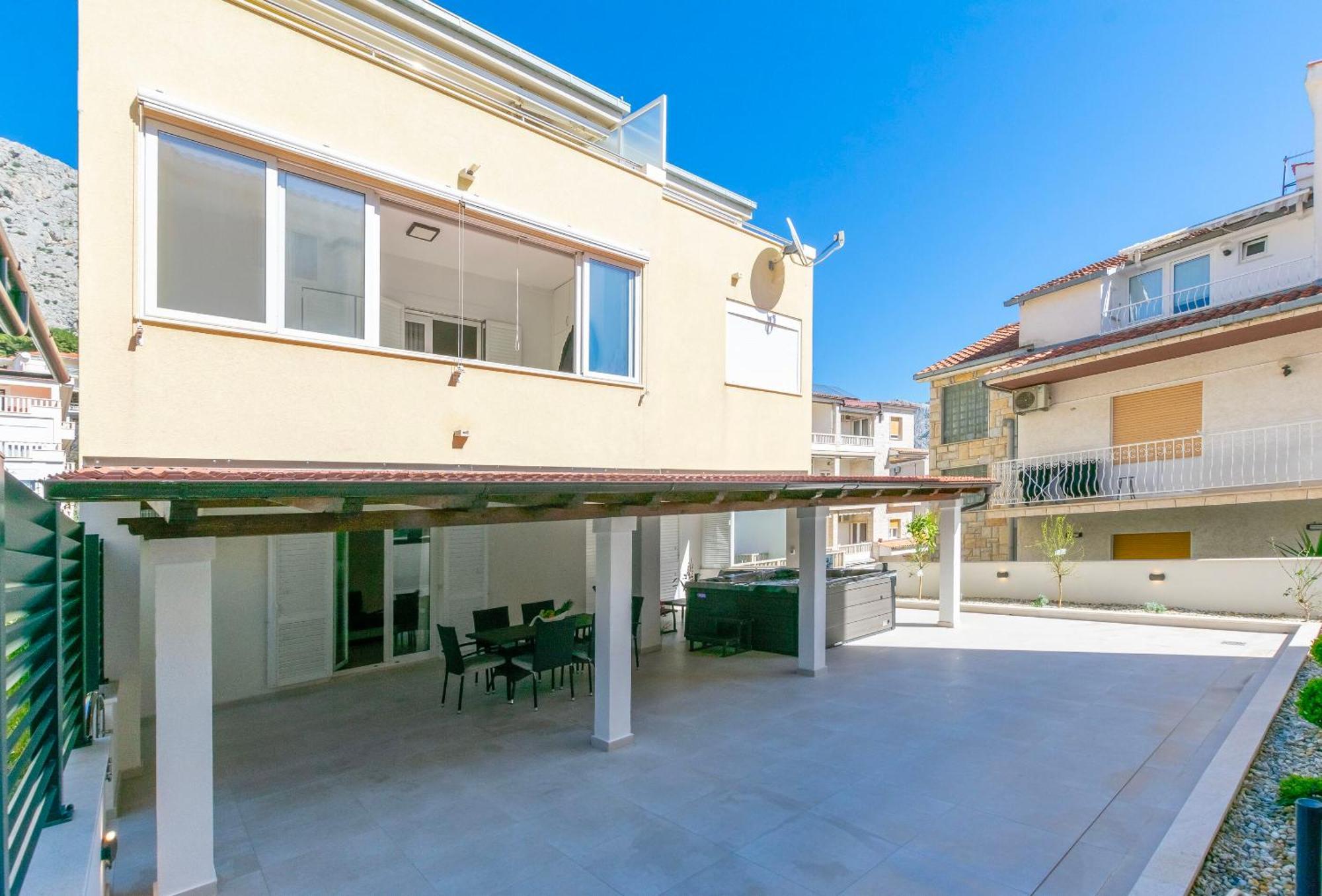 Apartment Dora Duće Екстериор снимка