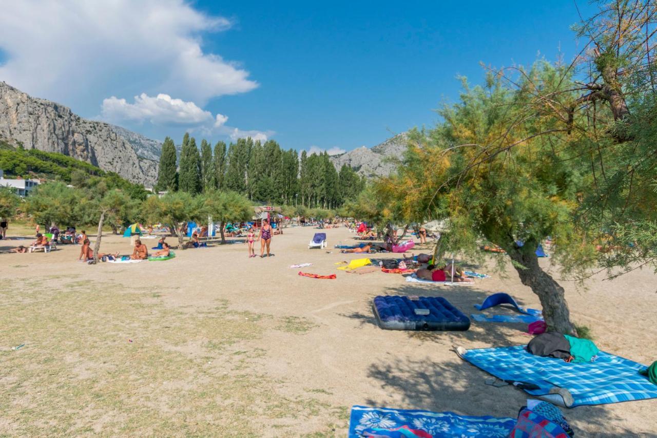 Apartment Dora Duće Екстериор снимка